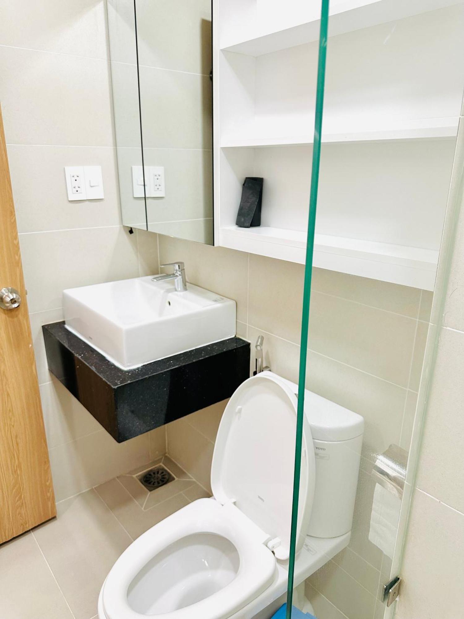 Quiet Perfect Located 1Br With Desk 504 Lägenhet Ho Chi Minh-staden Exteriör bild